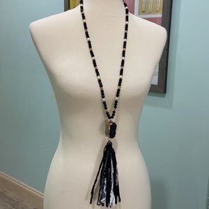 Beautiful black druzzy necklace with black crystal and pearl beads